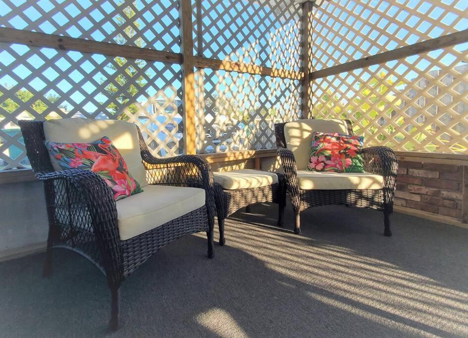 Bali Bungalow - Downtown קוקו ביץ' מראה חיצוני תמונה